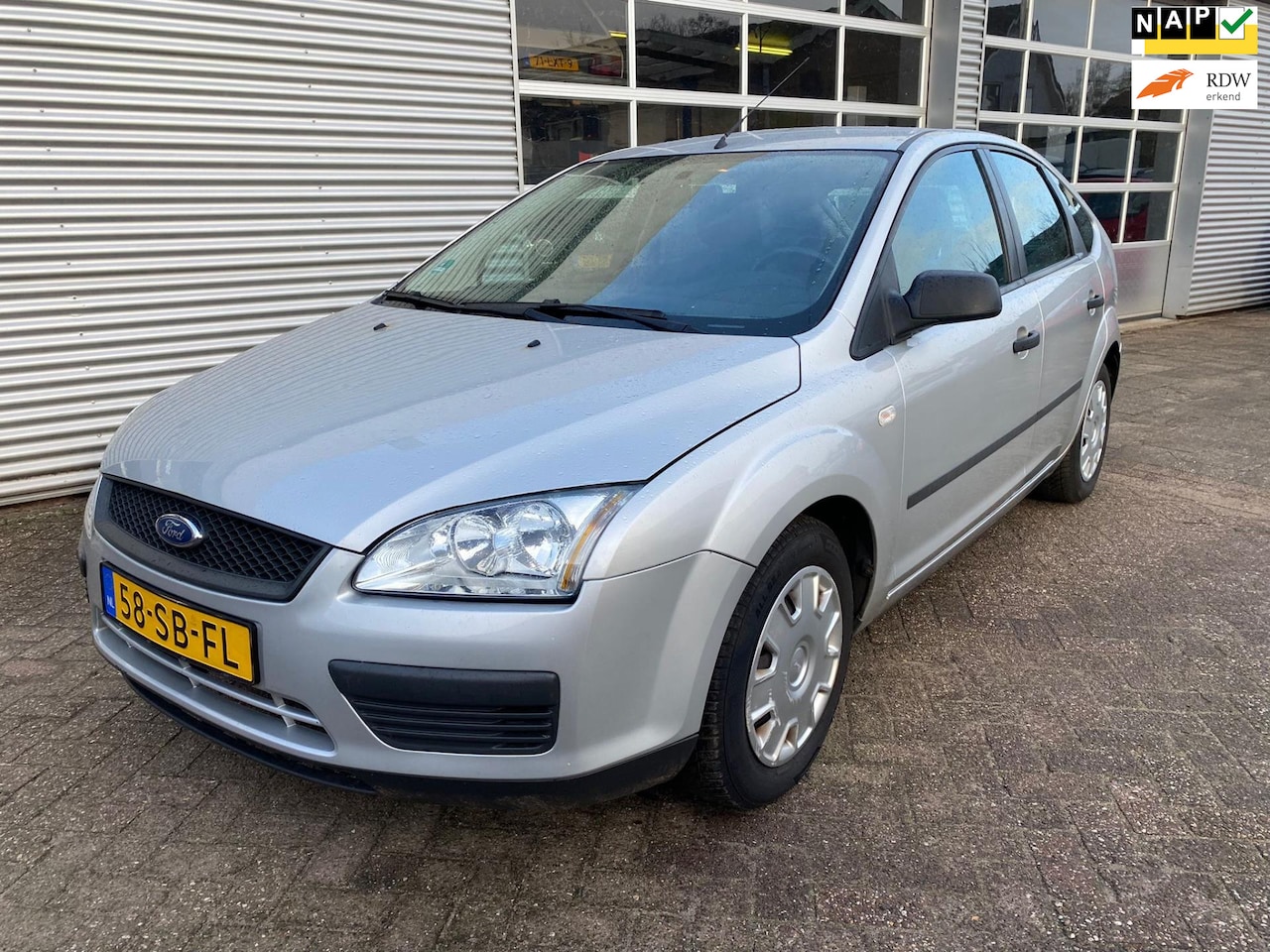 Ford Focus - 1.6-16V Trend 1.6-16V Trend (AUTOMAAT ) 167.000 KM !! (N.A.P.) - AutoWereld.nl