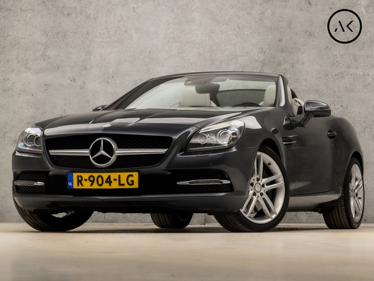 Mercedes-Benz SLK-klasse - 250 CarbonLOOK Edition 204Pk Automaat (NAVIGATIE, MEMORY SEATS, LEDER, HARMAN/KARDON, NEKV - AutoWereld.nl