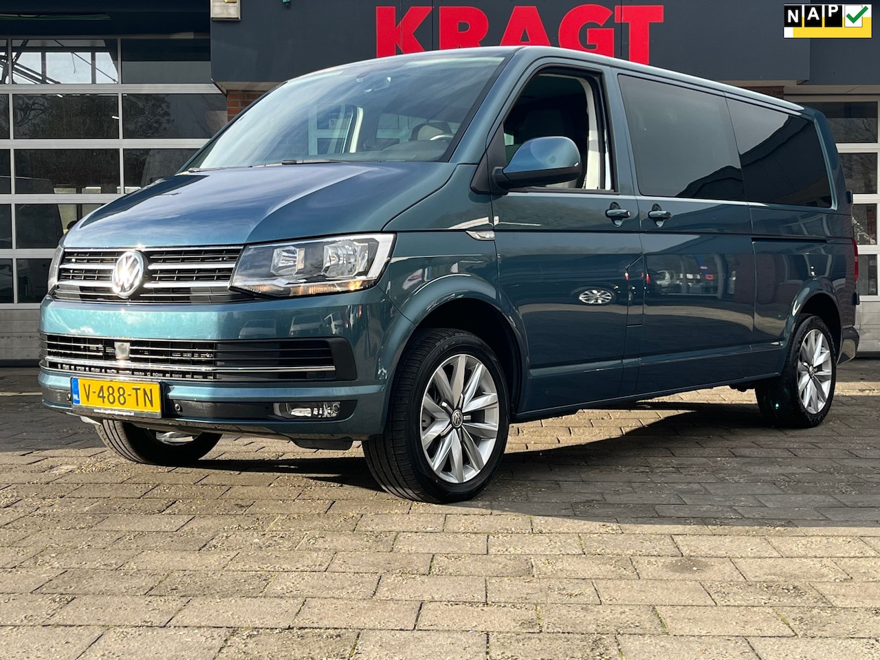 Volkswagen Transporter - 2.0 TDI L2H1 DC Highline|Adapt.Cruise controDUBBELCABINE|AUTOMAAT|EURO6|airconditioning|na - AutoWereld.nl