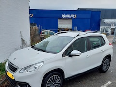 Peugeot 2008 - 1.2 PureTech Access