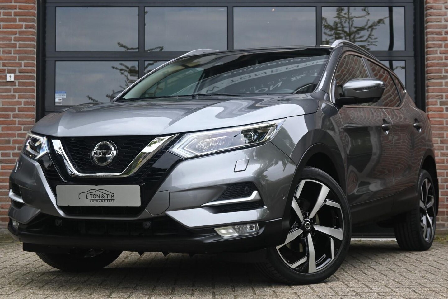 Nissan Qashqai - 1.3 DIG-T Design Ed. Tekna Trekhaak Leder ´21 - AutoWereld.nl