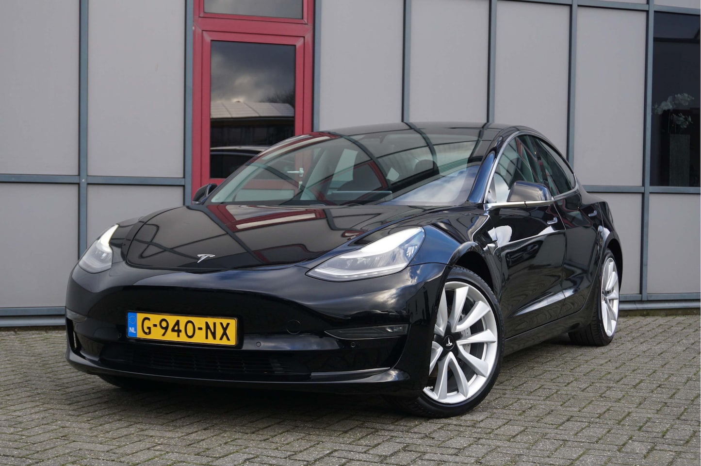 Tesla Model 3 - Long Range RWD Long Range AWD 75kWh Autopilot - AutoWereld.nl