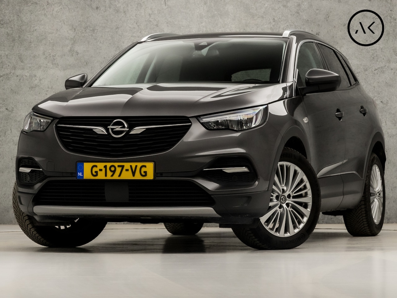 Opel Grandland X - 1.2 Turbo Sport (APPLE CARPLAY, GROOT NAVI, CLIMATE, LEDER, CAMERA, SPORTSTOELEN, GETINT G - AutoWereld.nl