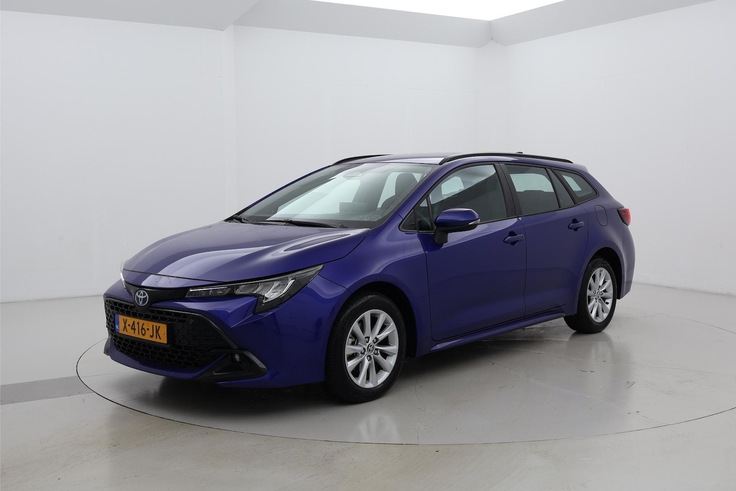 Toyota Corolla Touring Sports - Hybrid 140 Active Apple\Android - AutoWereld.nl