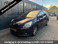 Toyota Verso - 1.8 VVT-i Dynamic Business | Navigatie | Camera | Trekhaak | Panoramadak | Cruise control