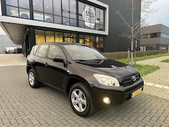 Toyota RAV4 - 2.0 VVTi Linea Sol