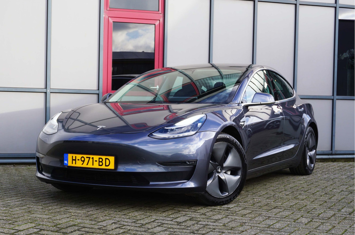 Tesla Model 3 - Long Range RWD Long Range AWD 75kWh Autopilot - AutoWereld.nl