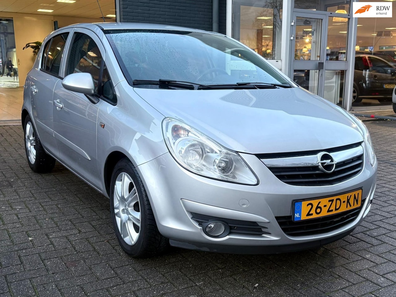 Opel Corsa - 1.4-16V Enjoy 1.4-16V Enjoy - AutoWereld.nl