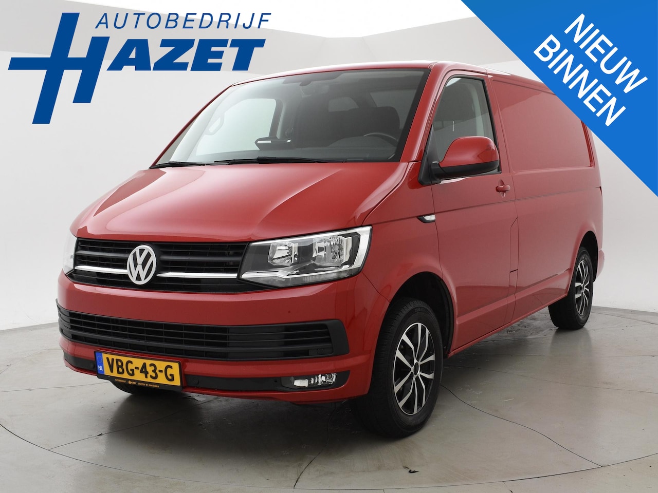 Volkswagen Transporter - 2.0 TDI HIGHLINE + APPLE CARPLAY | TREKHAAK | DAB | NAVIGATIE - AutoWereld.nl