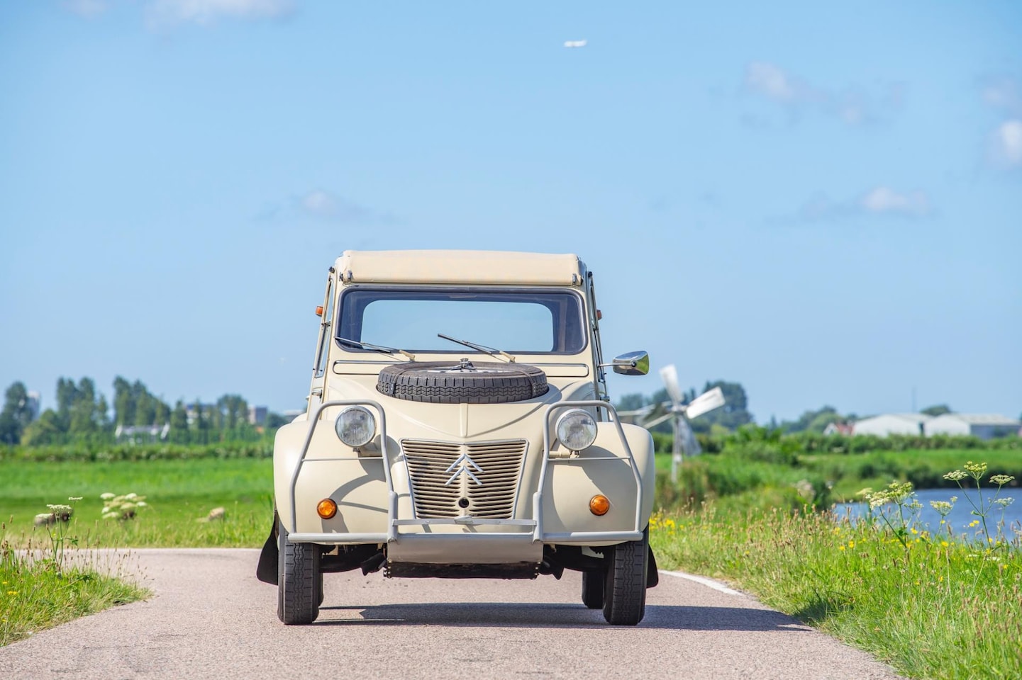 Citroën 2 CV - 4x4 Sahara - AutoWereld.nl