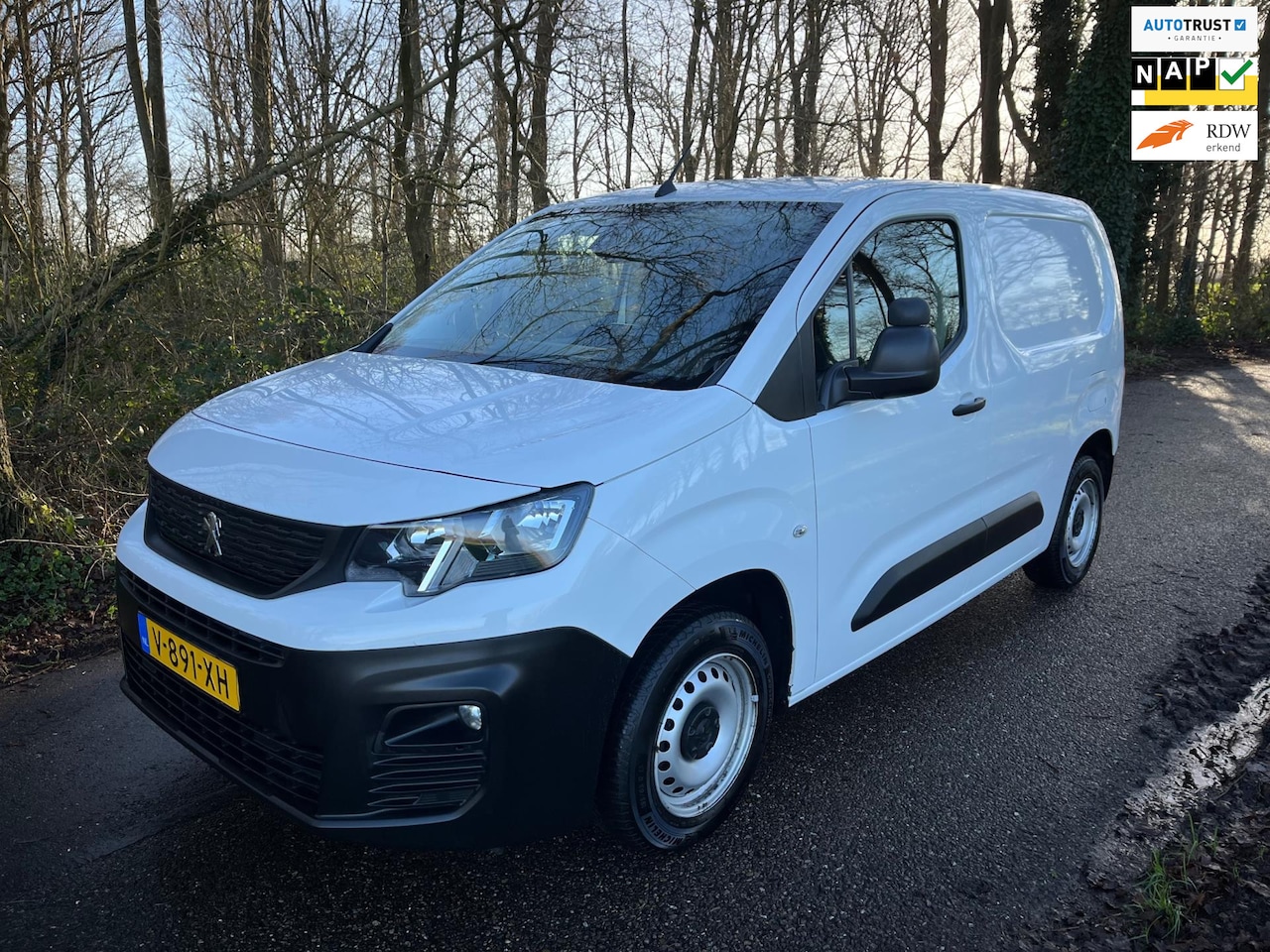 Peugeot Partner - 1.6 BlueHDI Premium Airco / PDC / Cruise / NAP - AutoWereld.nl