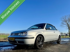 Volkswagen Golf Cabriolet - 2.0 Highline, BJ 2001, APK Mrt 2026