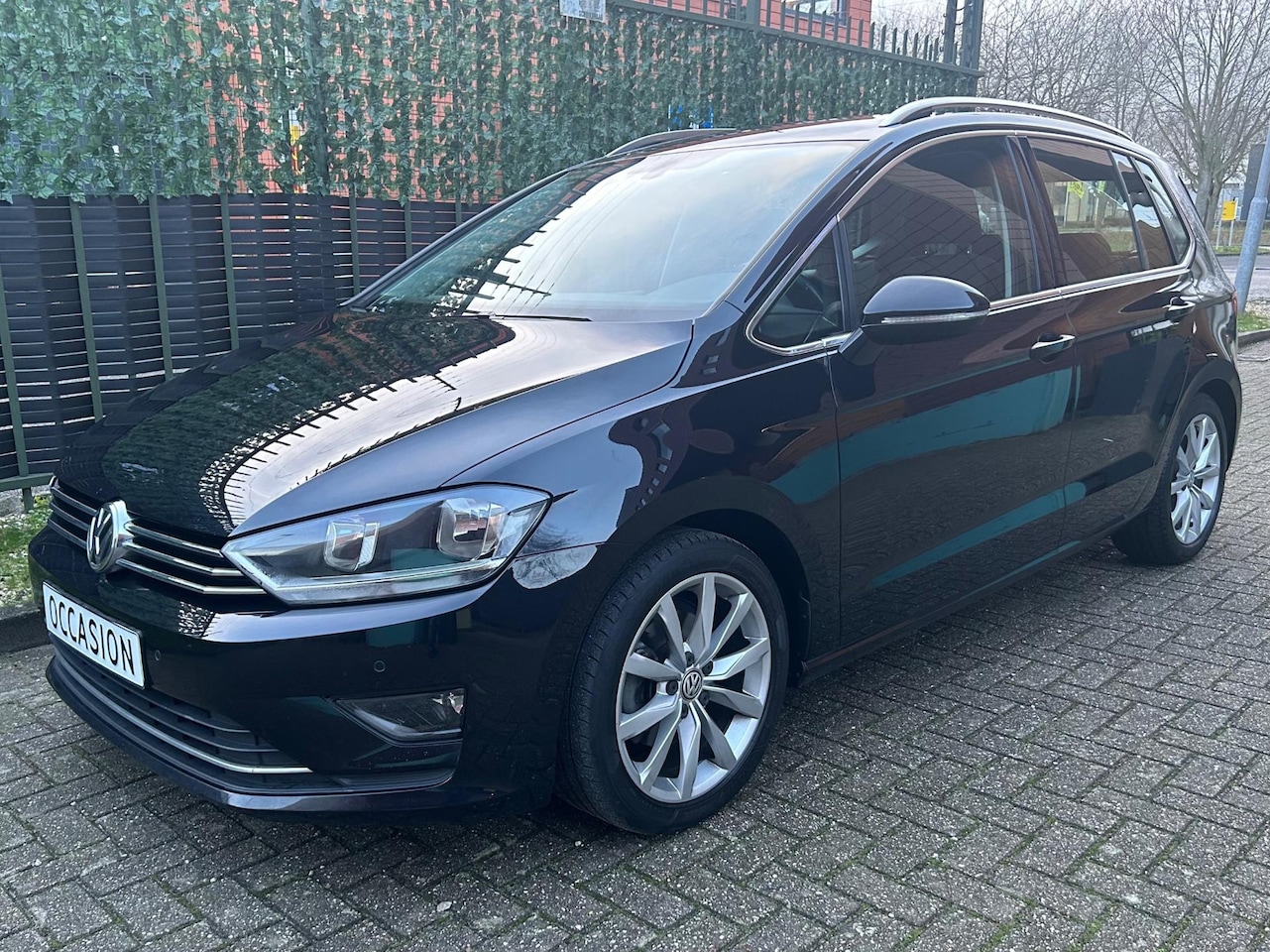 Volkswagen Golf Sportsvan - 2.0 TDI Highline 2016 DSG| NAP|CAMERA - AutoWereld.nl