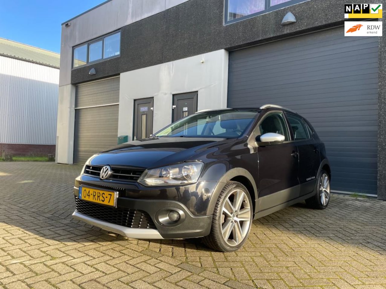 Volkswagen Polo - 1.4-16V Cross 1.4-16V Cross - AutoWereld.nl