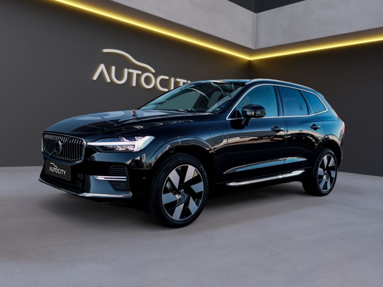 Volvo XC60 - XC 60 T8 AWD Plus Bright Long Range Pano l Leder l 360 l Memory - AutoWereld.nl