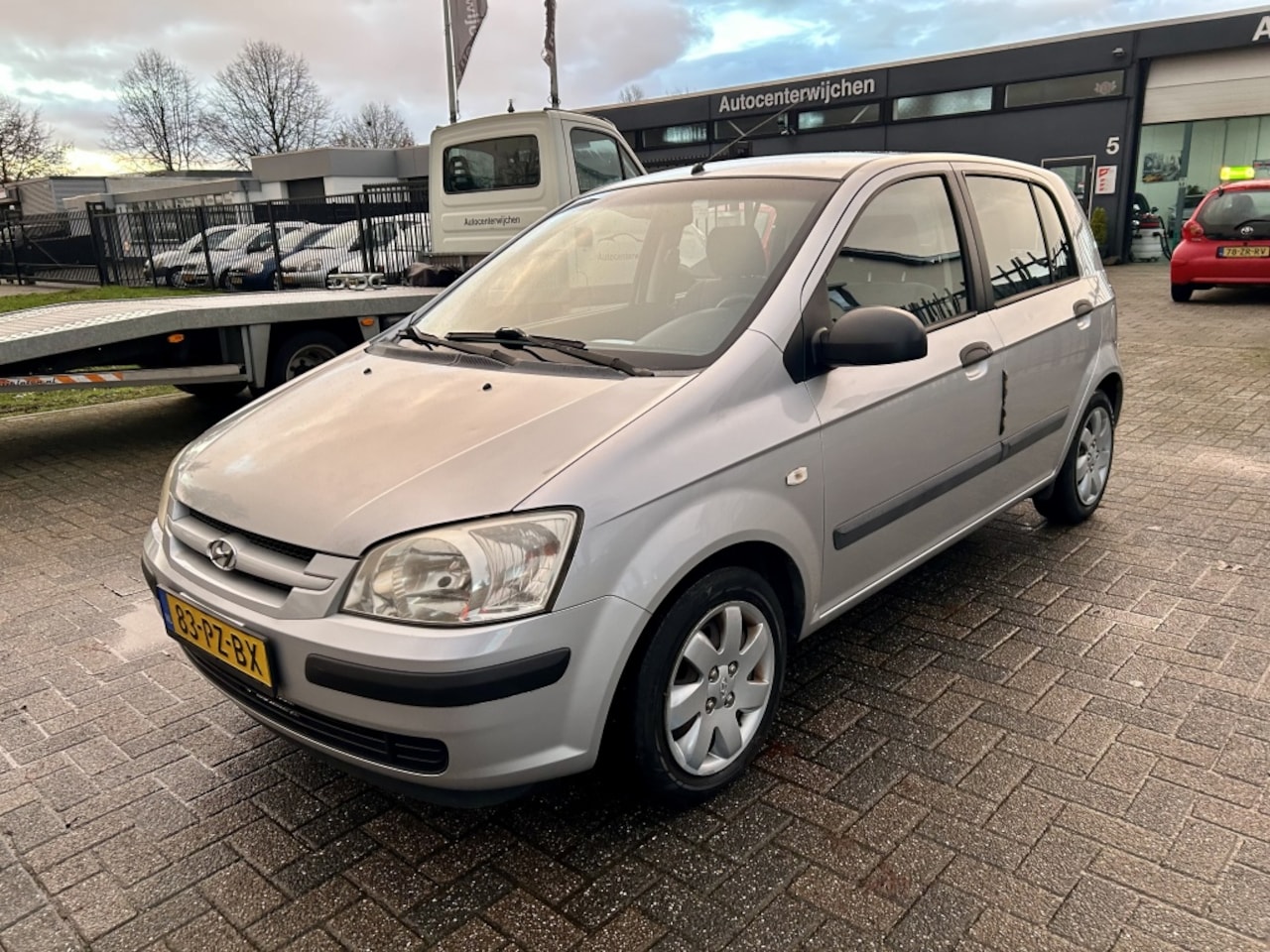 Hyundai Getz - 1.1i GL Young - Weinig km - AutoWereld.nl