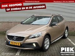 Volvo V40 Cross Country - 1.6 D2 Summum