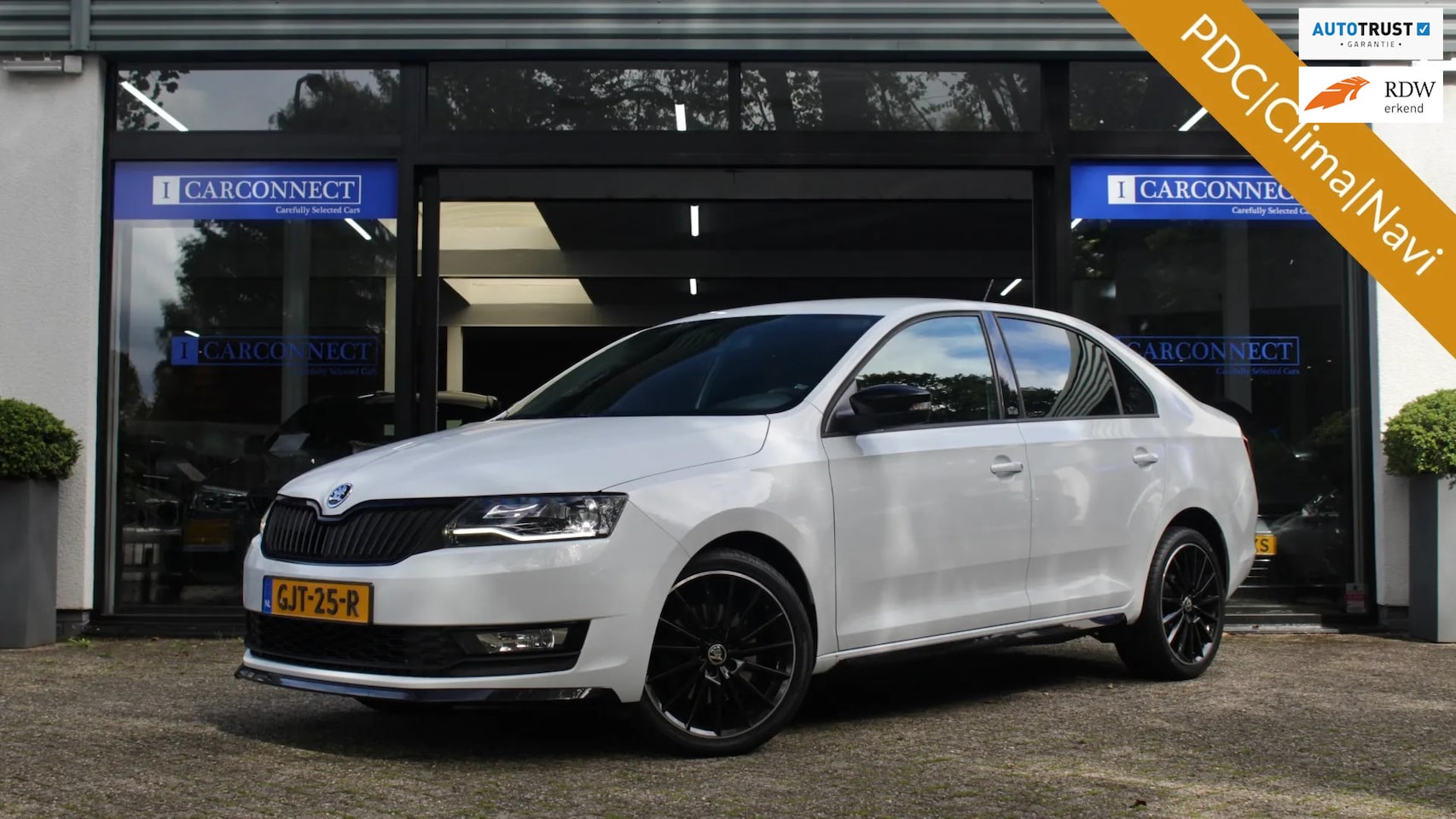 Skoda Rapid Spaceback - 1.0 TSI Monte Carlo 110pk|Carplay|Navi|PDC|Clima|Cruise|Vol! - AutoWereld.nl