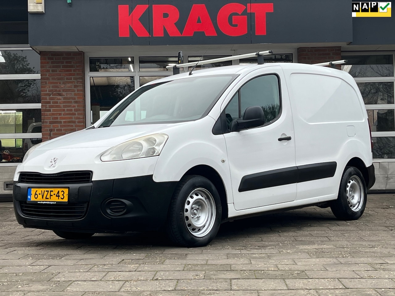 Peugeot Partner - 120 1.6 e-HDI L1 XT Profit +|NAP|airconditioning|cruise control|elektrisch pakket|trekhaak - AutoWereld.nl