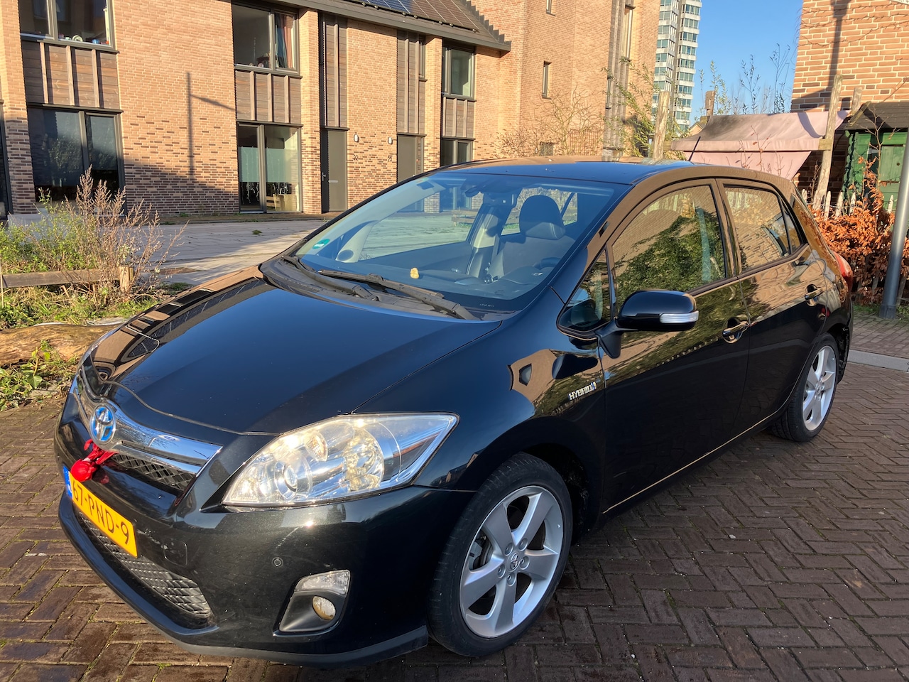 Toyota Auris - 1.8 Full Hybrid Executive - AutoWereld.nl