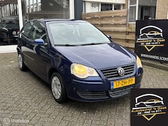 Volkswagen Polo - 1.4 TDI Comfortline nieuwe apk keuring