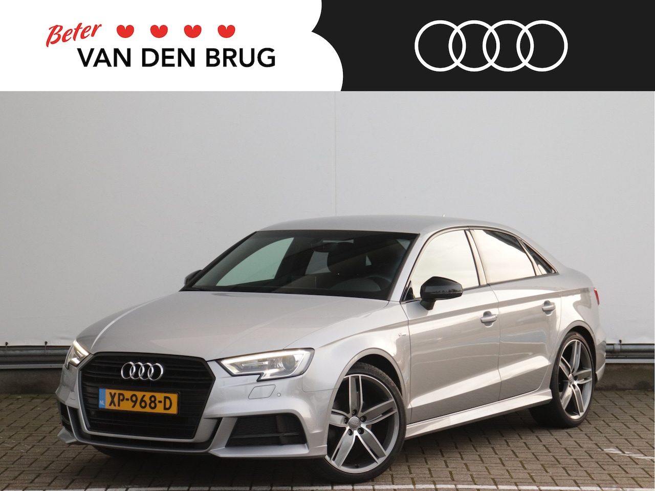 Audi A3 Limousine - S-Line 1.5 TFSI 150pk AUTOMAAT | Wegklapbare trekhaak | Afgevlakt stuur | Camera | LED | S - AutoWereld.nl