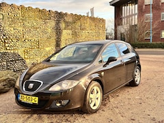 Seat Leon - 1.8 TFSI Businessline High |Nieuwe Apk|