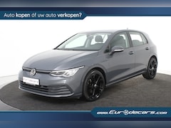 Volkswagen Golf - 1.5e TSI DSG Highline *Navigatie*Stoelverwarming*Carplay