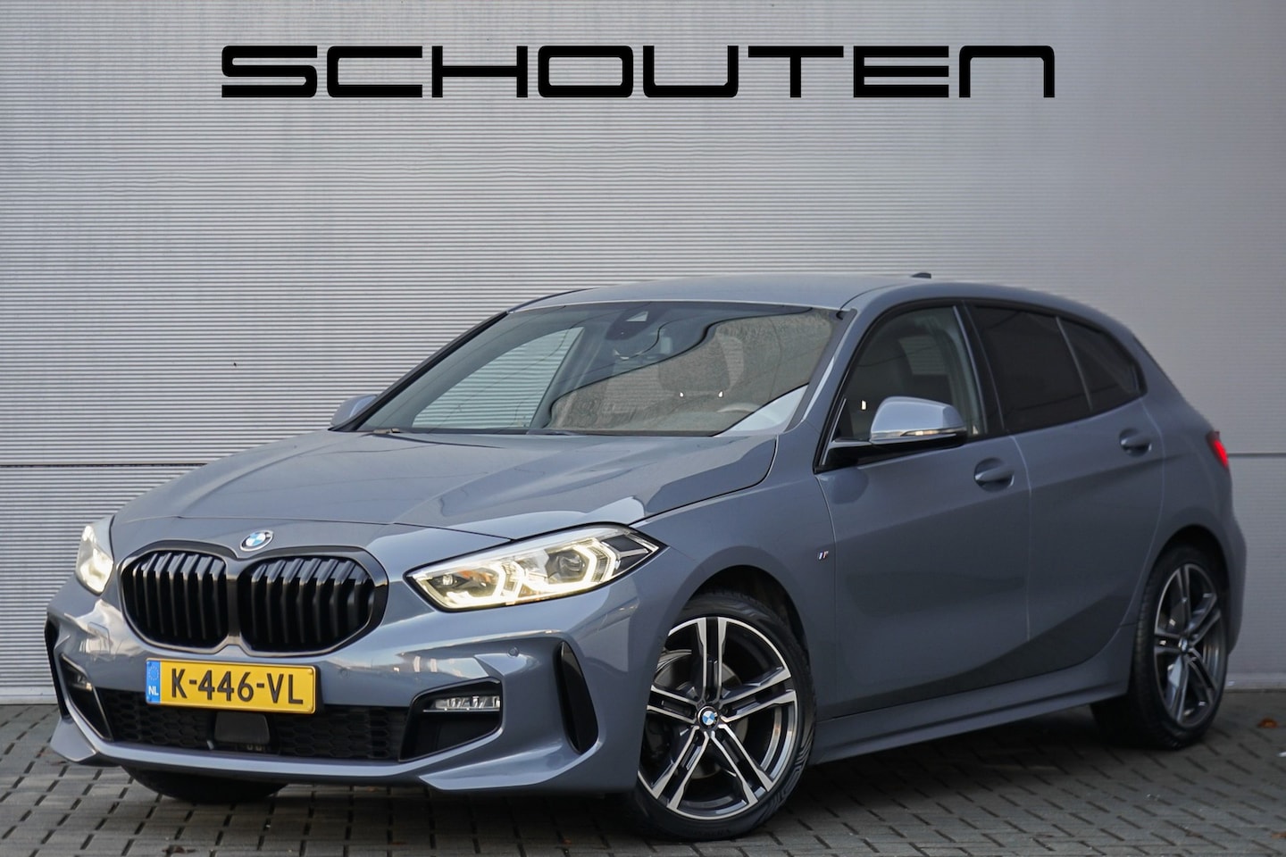 BMW 1-serie - 118i High Executive M-Sport Shadow LED 18" 1e Eig Ori NL - AutoWereld.nl