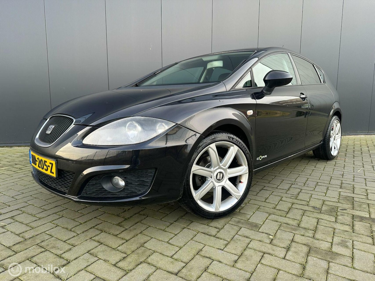 Seat Leon - 1.2 TSI Ecomotive Reference 1.2 TSI Ecomotive Reference - AutoWereld.nl