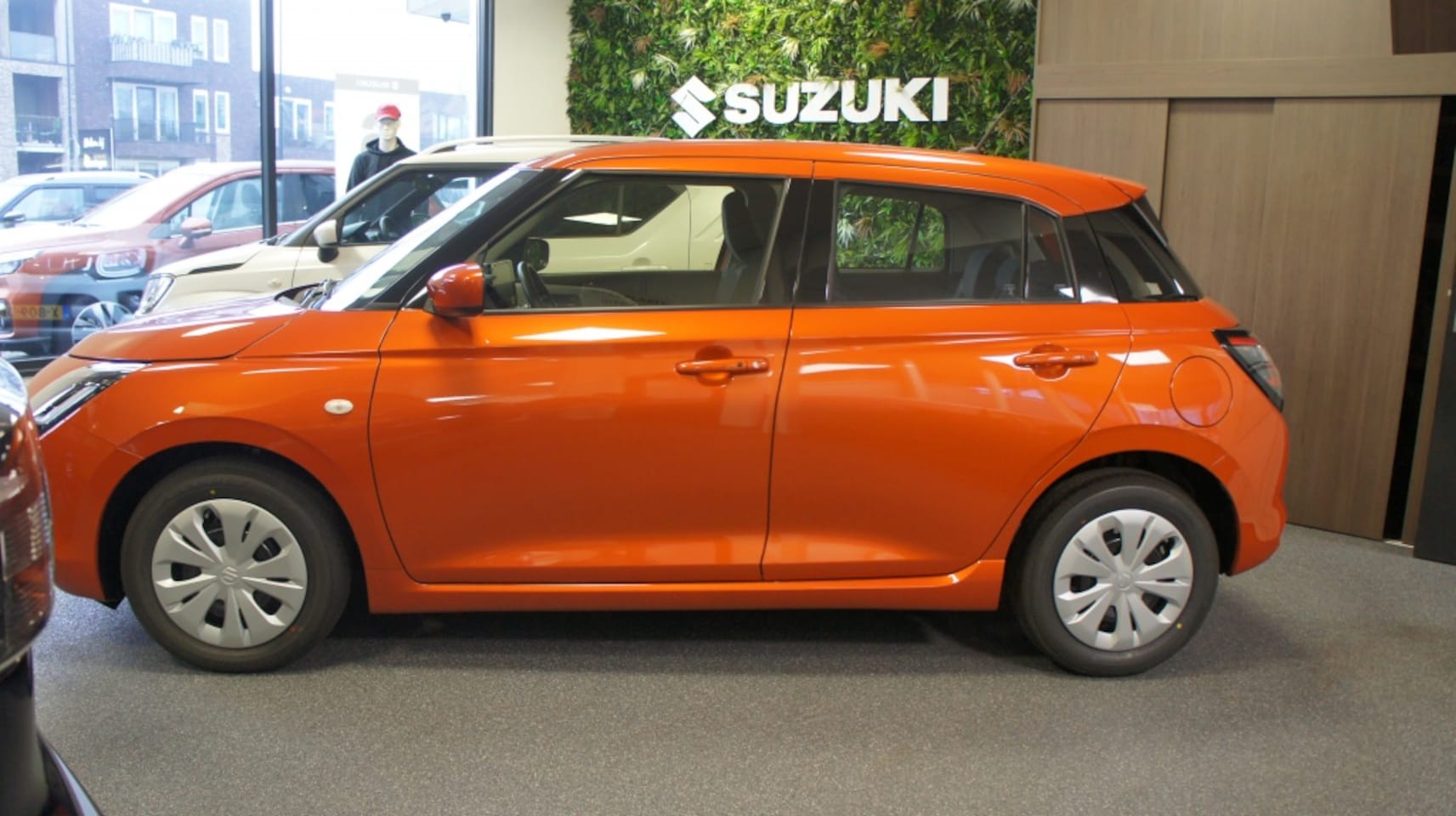 Suzuki Swift - 1.2 Comfort Sm.Hyb. - AutoWereld.nl