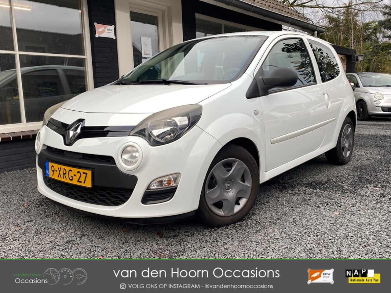 Renault Twingo - 1.2 AIRCO | CRUISE | NW APK | ZUINIG | NAP - AutoWereld.nl