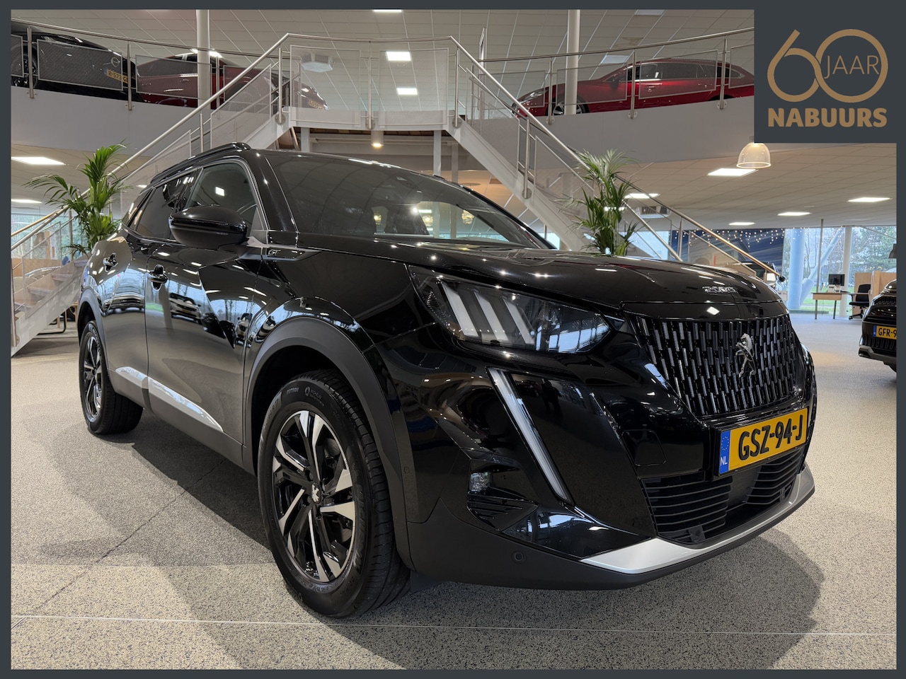 Peugeot 2008 - 1.2 GT 155pk EAT8, Adaptive, Camera, DAB+, Keyless - AutoWereld.nl