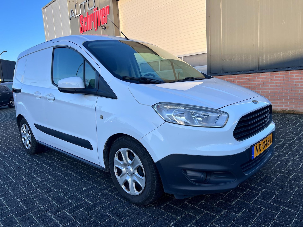 Ford Transit Courier - 1.5 TDCI Trend 1.5 TDCI Trend - AutoWereld.nl