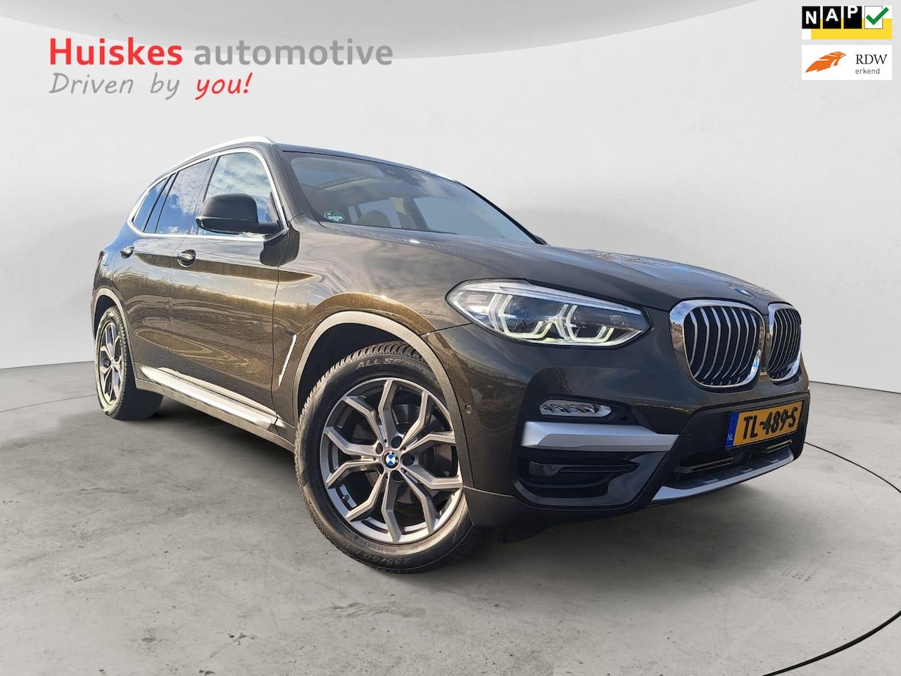 BMW X3 - XDrive20d High Executive Pano/LED/Trekhaal/Adaptive/1e eigenaar - AutoWereld.nl