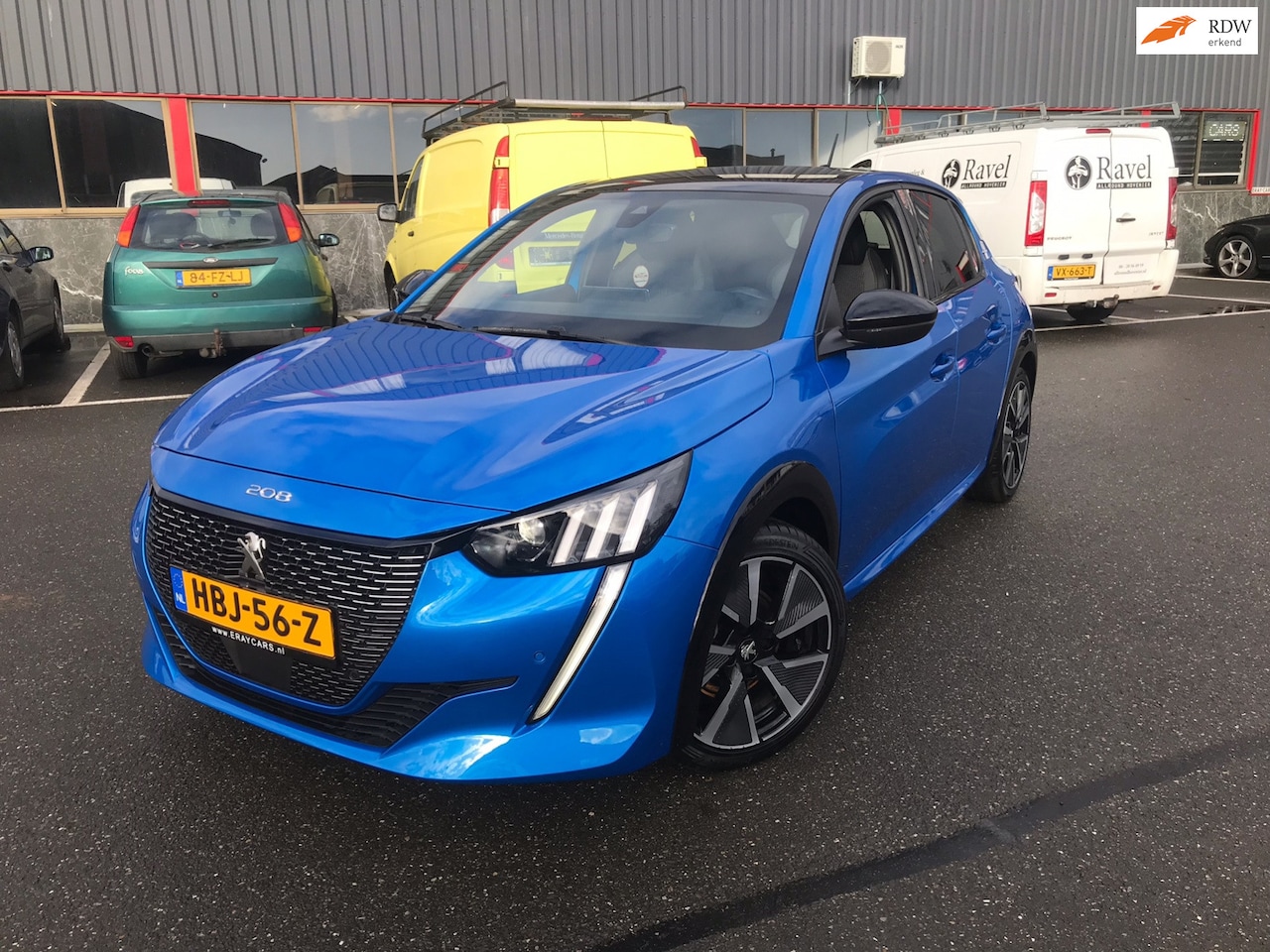 Peugeot 208 - 1.2 PureTech GT-Line / AUTOMAAT / PANO / LAGE KM / FULL OPTION / - AutoWereld.nl