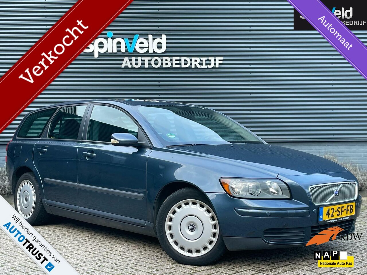 Volvo V50 - 2.4 Kinetic BJ`05 NAP NL AUT EXPORT of HANDEL - AutoWereld.nl