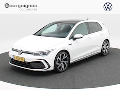 Volkswagen Golf - 1.5 eTSi 150 Pk Automaat R-Line Business | Panoramadak | Harman/Kardon | Full LED | 18 Inc