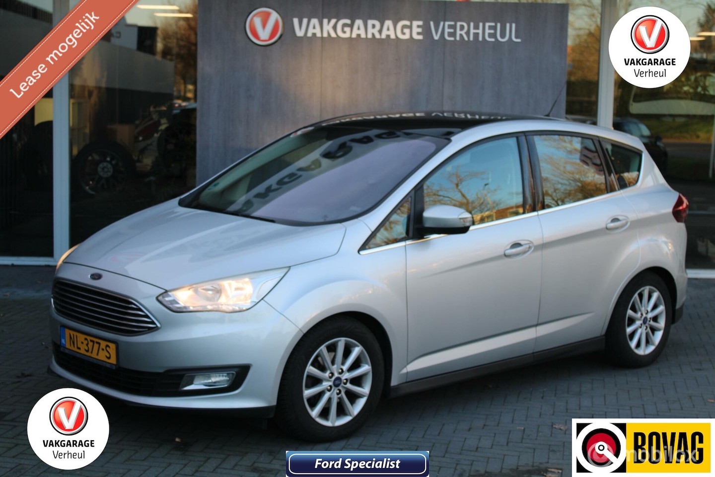 Ford C-Max - 1.0 Titanium|125Pk|Trekhaak|Navi|Dealerauto - AutoWereld.nl