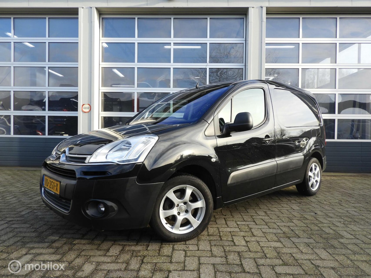 Citroën Berlingo - bestel 1.6 e-HDI Airco , Cruise , Marge - AutoWereld.nl