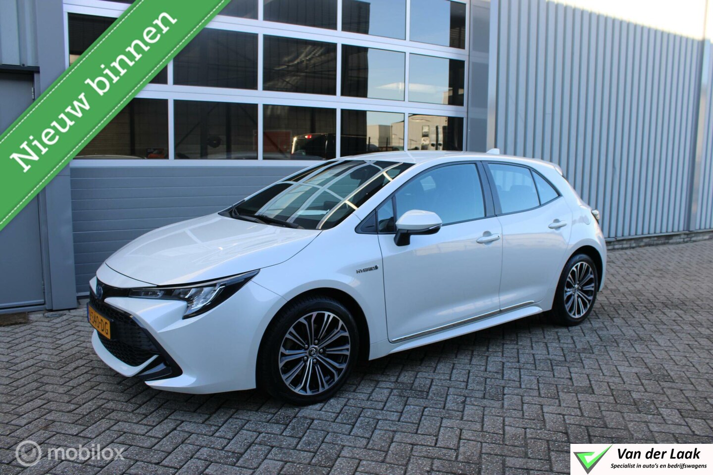 Toyota Corolla - 2.0 Hybrid Dynamic 1e Eigenaar NL Auto Boekjes - AutoWereld.nl