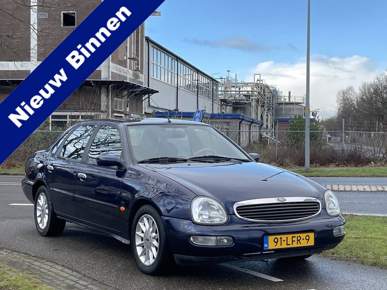 Ford Scorpio - 2.9i-24V V6 Ghia V6 Automaat | Schuif-/kanteldak - AutoWereld.nl