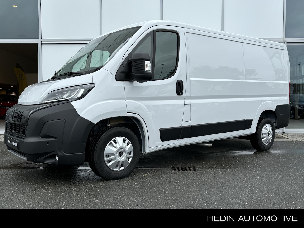 Peugeot Boxer - 2.2 BlueHDi 120pk L2H1 3.0t | €6.595 DEMO KORTING! | TREKHAAK | FULL LED | CAMERA | AIRCO - AutoWereld.nl