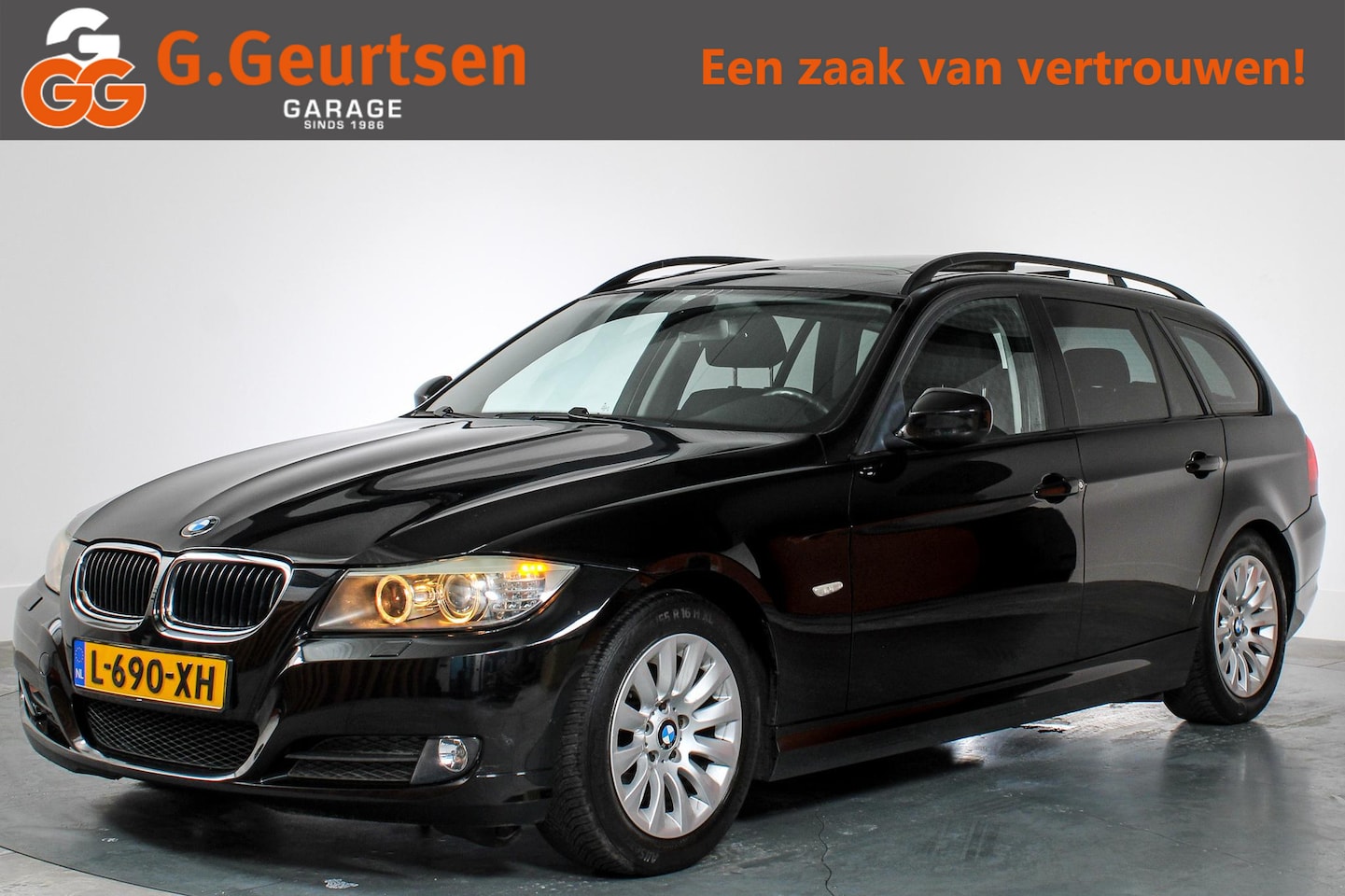 BMW 3-serie Touring - 320i Xenon, Panoramadak, Cruise Control - AutoWereld.nl