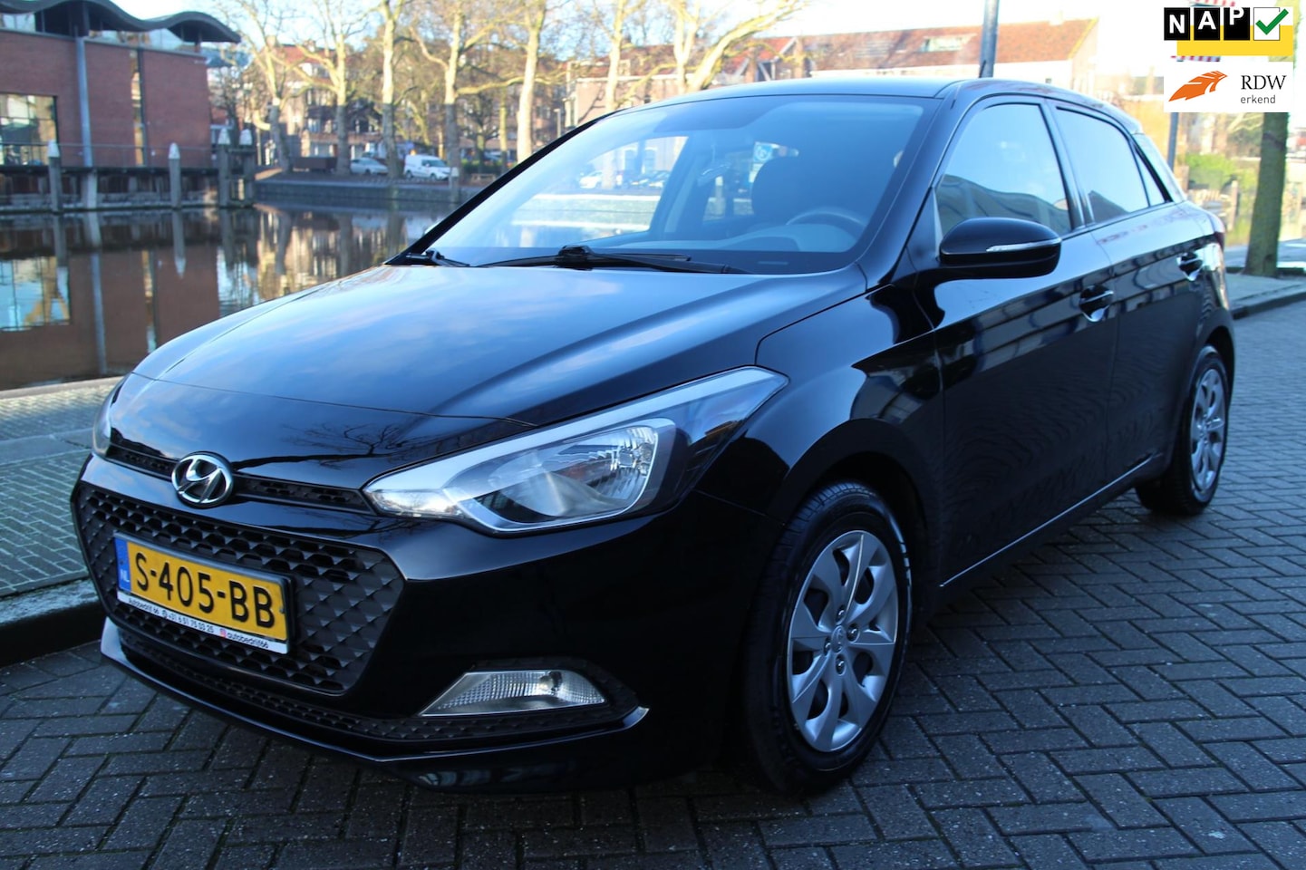 Hyundai i20 - 1.1 CRDi Comfort 1.1 CRDi Comfort - AutoWereld.nl