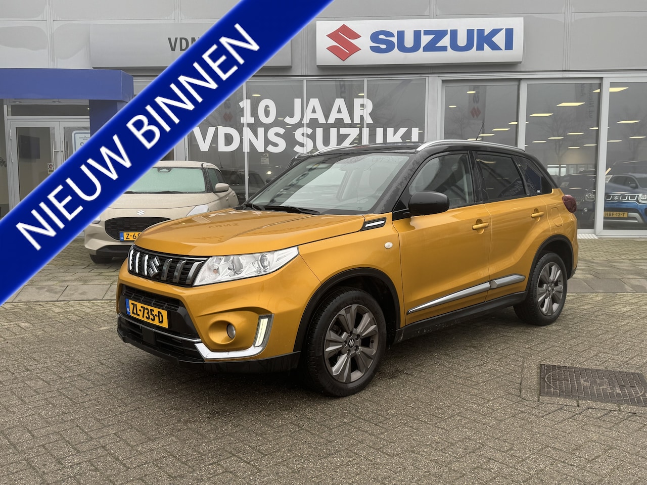 Suzuki Vitara - 1.4 Boosterjet Select 37 dkm 1ste eigenaar dealer onderhouden info: M. Safari 0492588976 - AutoWereld.nl