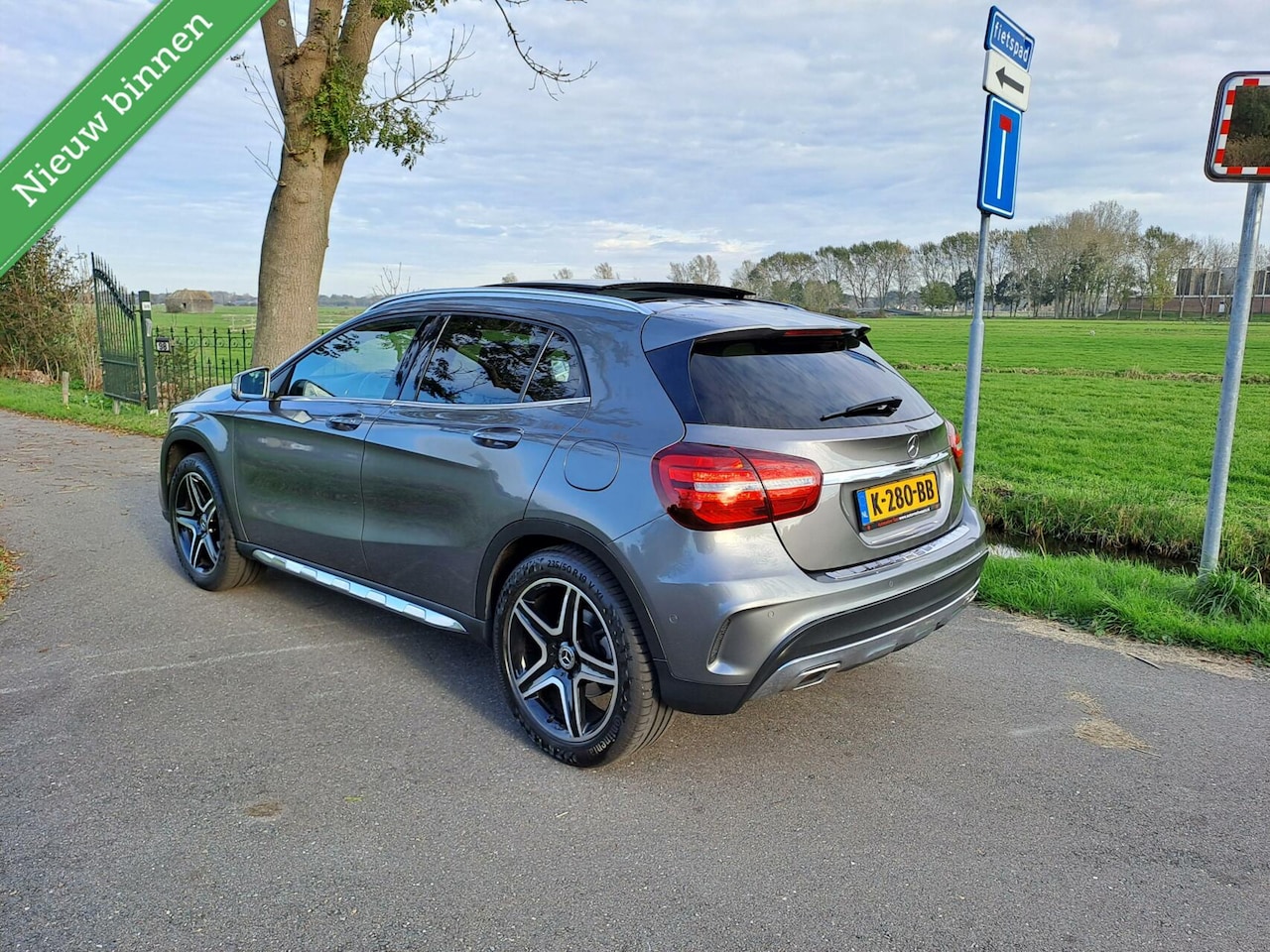 Mercedes-Benz GLA-Klasse - 220 d 4Matic Premium Plus Panoramadak - AutoWereld.nl