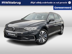 Volkswagen Passat Variant - 1.4 TSI PHEV 218pk GTE Business / Panoramadak / LED / Elek. Achterklep / Navigatie / Stoel