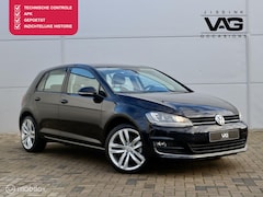 Volkswagen Golf - 1.4 TSI Highline Automaat Trekhaak Pano LED LEER