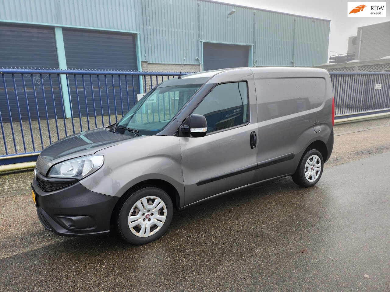 Fiat Doblò Cargo - 1.3 MJ L1H1 *3-ZITS*AIRCO*CV*SCHUIFDEUR - AutoWereld.nl